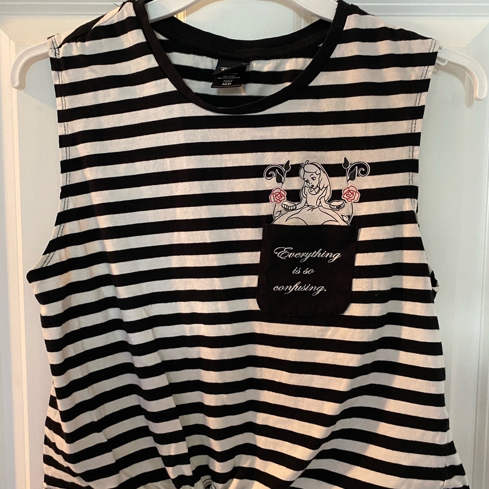 Disney Girls Alice in Wonderland top 🌹♠️♣️♥️♦️